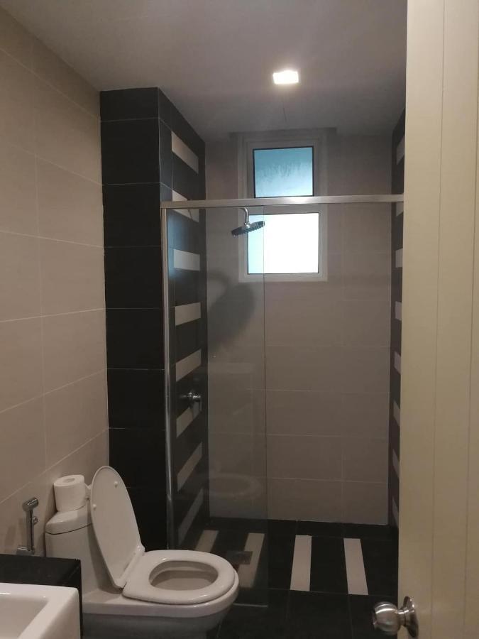 Homestay Kuala Lumpur ; Terminal Tbs ; Bukit Jalil Екстер'єр фото
